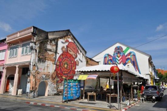 Hotel October Phuket Exterior foto